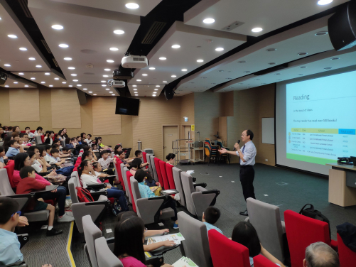 Dr Samuel Chu welcomes guests to the 2018-2019 Reading Battle Awards Ceremony.